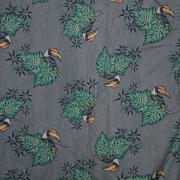 Urban Pipeline Max Flex toucan tropical bird button down  casual shirt  Sz S - Picture 5 of 6